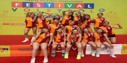 Galatasaray Midi Kız Voleybol Takımı, Türkiye üçüncüsü oldu