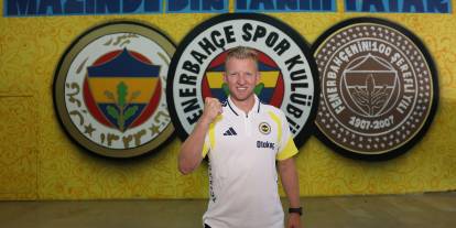 Dirk Kuyt, Fenerbahçe'de yardımcı antrenörlük görevine başladı