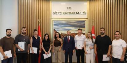 Cizre'de Başarılı Öğretmenlere Kaymakam Baycar’dan Başarı Belgesi