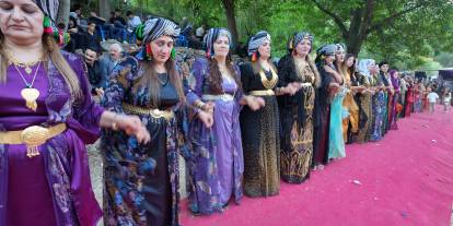 Şırnak'ta yüz yıllardır süren puşi ve elbise geleneği