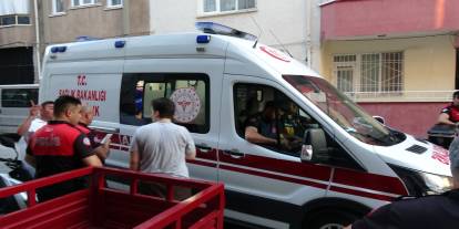 Uzman çavuş kazara kendini vurdu