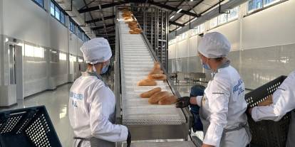 Diyarbakır'da 100 bin kapasiteli Halk Ekmek fabrikası açıldı