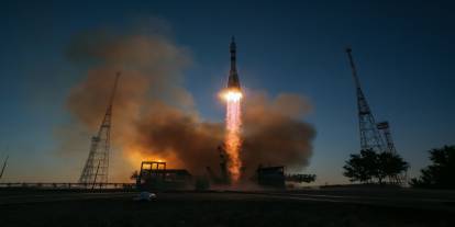 Soyuz uzay aracı ile Uluslararası Uzay İstasyonu’na bir astronot ve iki kozmonot gönderildi