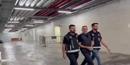 Haluk Levent'in elleri kelepçeli görüntüsü ortaya çıktı