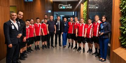 Down Futsal Milli Takımı'nın Genuine Cup için ABD’ye yolculuğu başladı