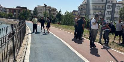Selfie çekmek isterken su kanalına düştü, ölümden vatandaşlar kurtardı