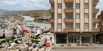 Cizre’de Yüksek Kira Fiyatları Vatandaşın hem Canını hem Cebini Yakıyor