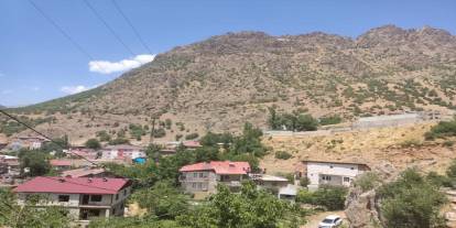 Şırnak'ta Yaylada Mahsur Kalan Kadın Askeri Helikopterle Kurtarıldı