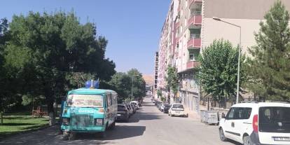 Siirt Kurtalan'da sıcak hava sokakları boşalttı