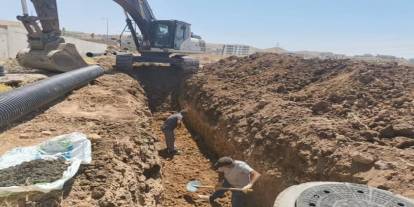 Cizre'de Belediye Ekiplerinden Altyapı Harekâtı