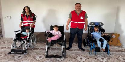 Şırnak Kızılayı'ndan Cam Kemik Hastası 3 Kardeşe Umut Olan Destek