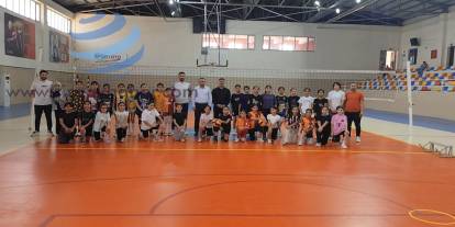 Silopi'de 11 branşta açılan spor kurslarına yoğun ilgi