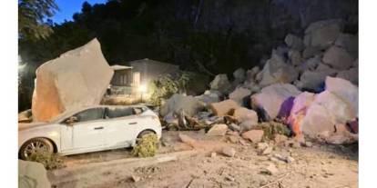 İtalya'da meydana gelen 4.7'lik deprem hasara yol açtı