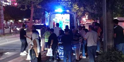Kız çocuğuna saniyeler içinde iki araç çarptı