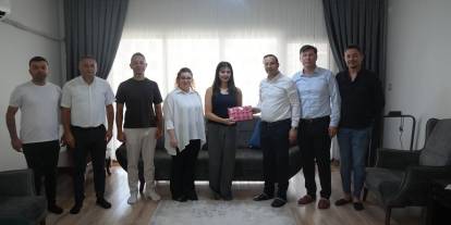 Cizre Kaymakamı Baycar’dan LGS Birincisi Öğrenciye Evinde Tebrik Ziyareti