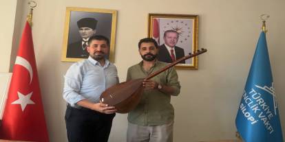 TÜGVA Silopi’de Gençlere Bağlama Desteği