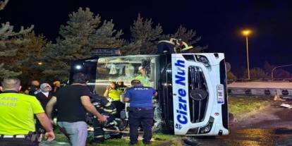 Şırnak’tan Ankara’ya Giden Cizre Nuh Turizm Otobüsü Kayseri’de Kaza Yaptı: Yaklaşık 30 Yaralı