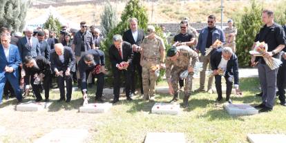 Cizre’de 10 yıl önce PKK saldırısında şehit düşen 12 polis anıldı
