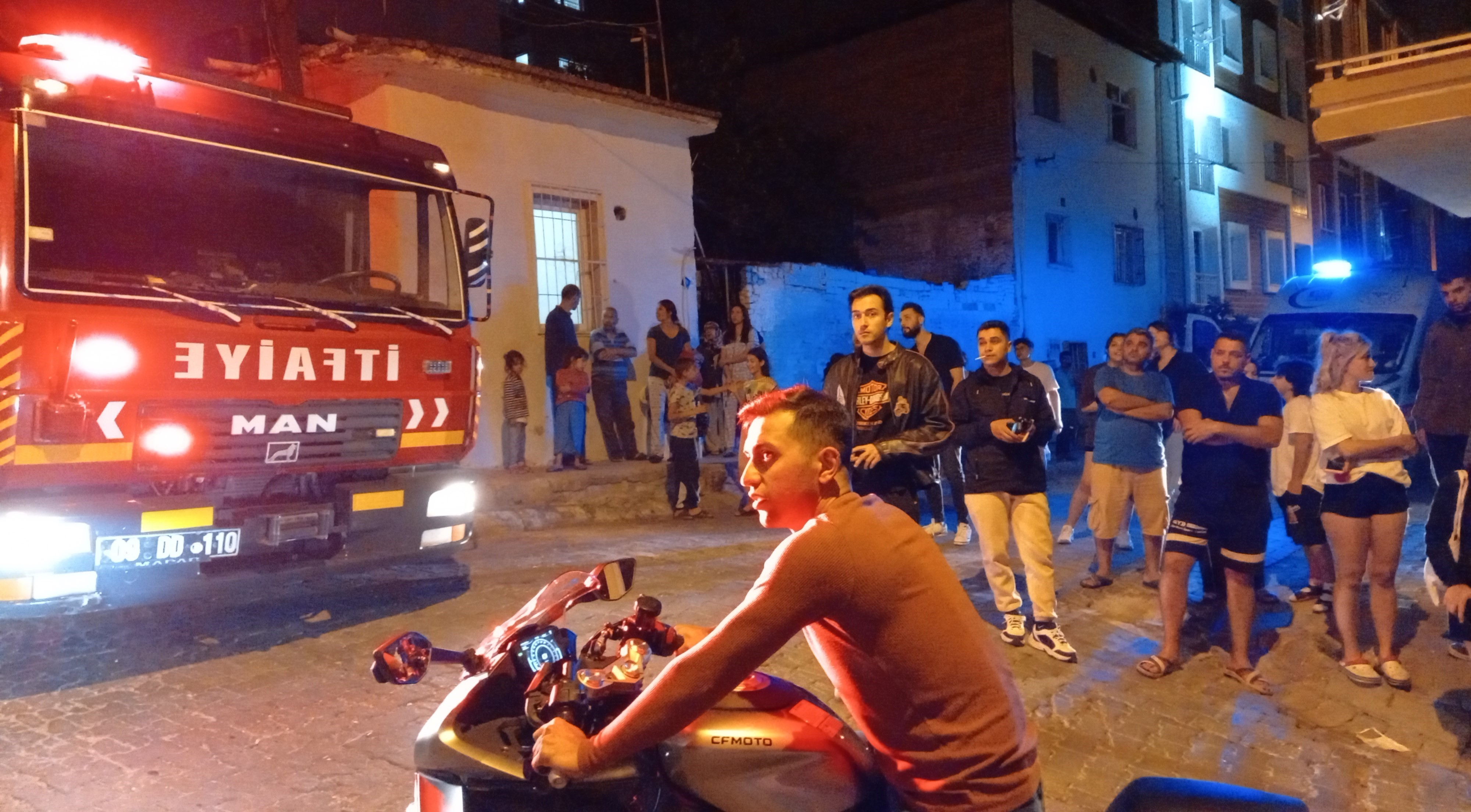 aw043076-07.jpg