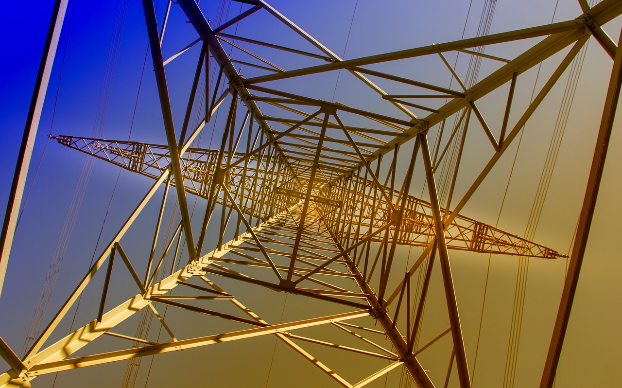 transmission-tower-3387882-1280.jpg