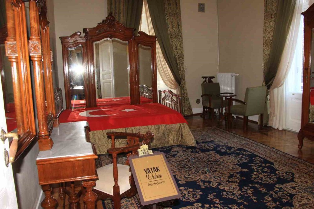 Atatürk Köşkü, Cumhuriyetin 100. yılında tekrar açıldı! Yüzlerce kişi akın akın ziyaret ediyor