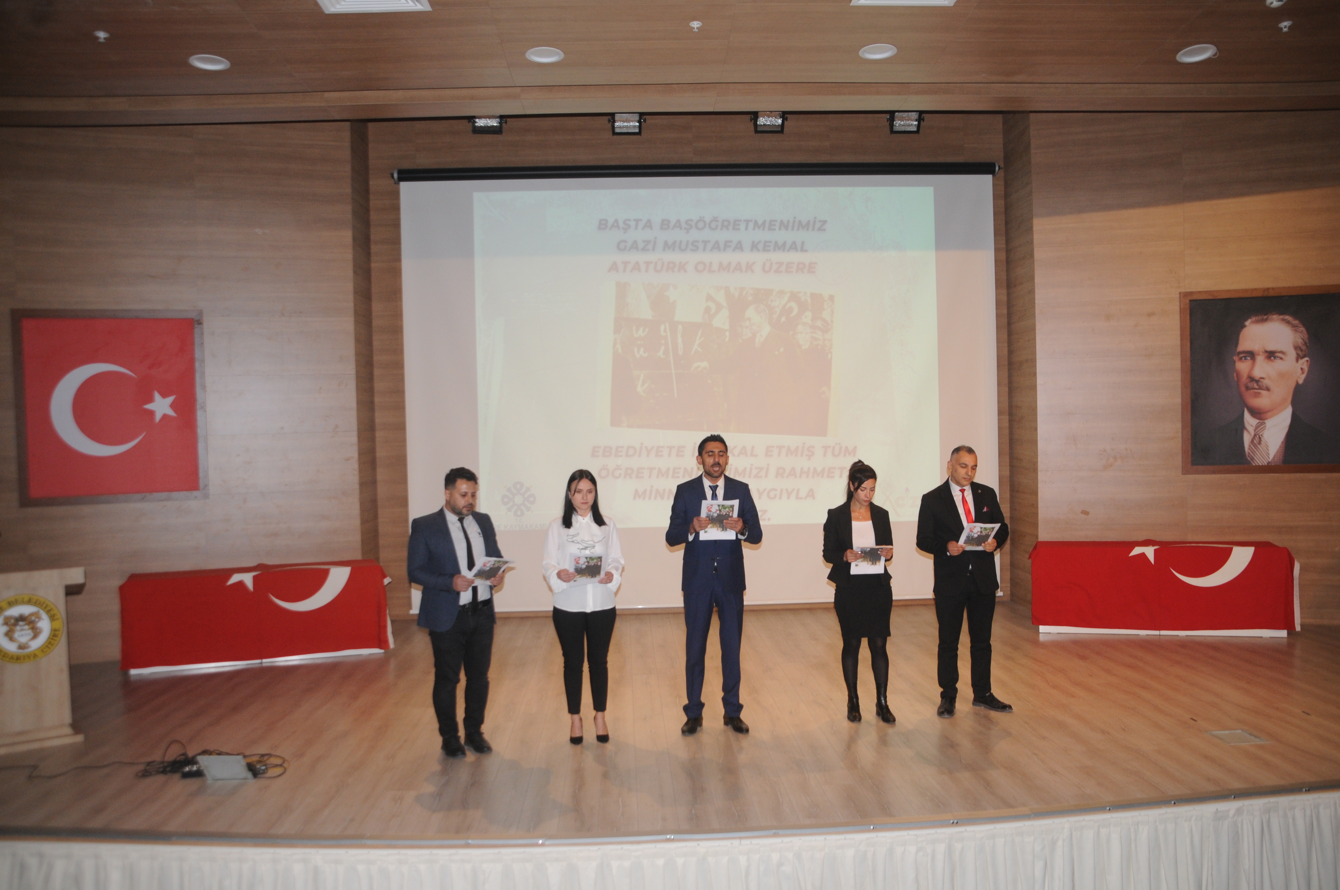 retmenler-gunu-kutlamasi-2.jpg