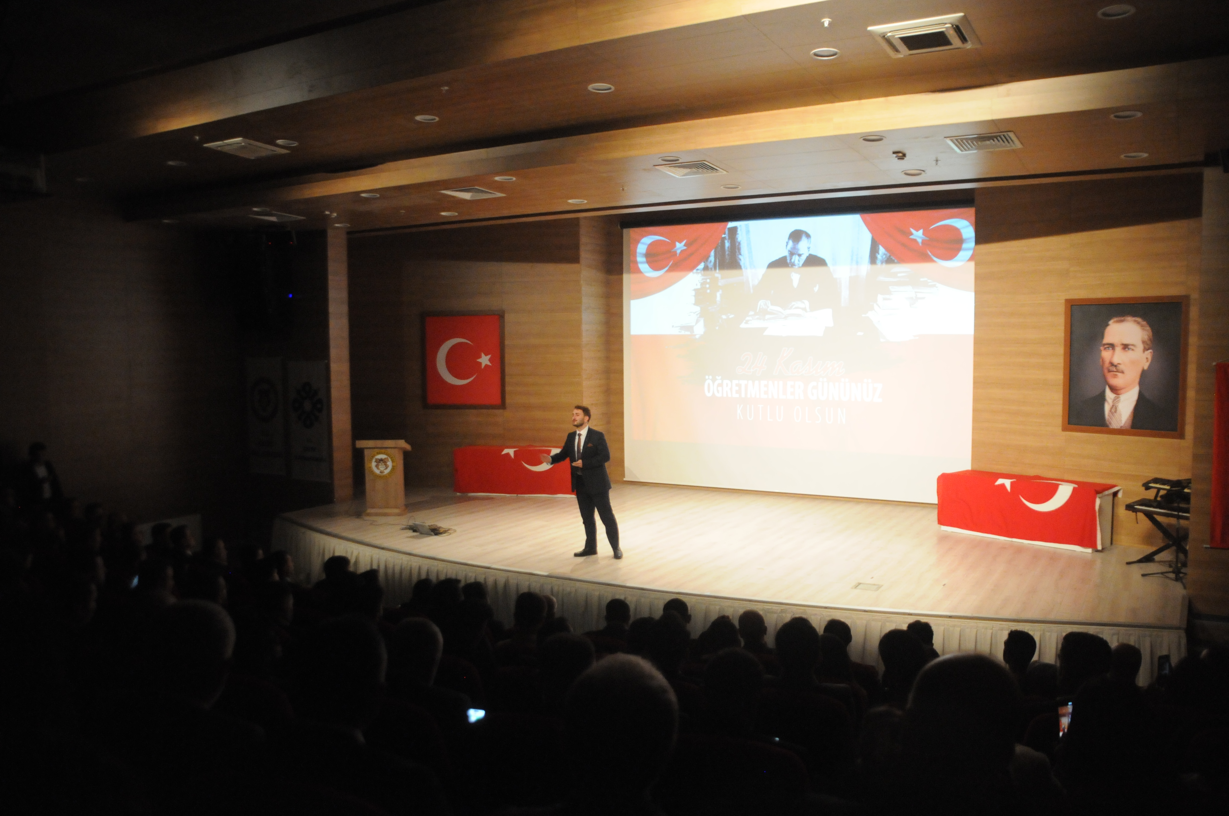 retmenler-gunu-kutlamasi-4.jpg