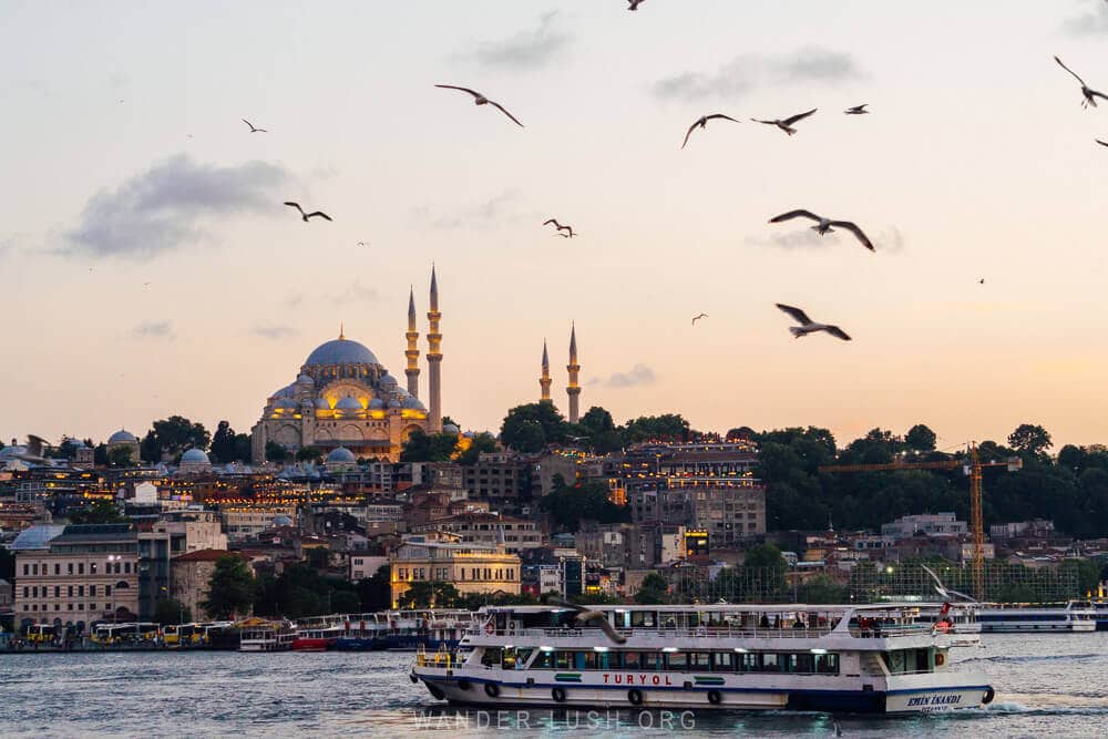 emily-lush-istanbul-turkey-sunset-galata-bridge.jpg