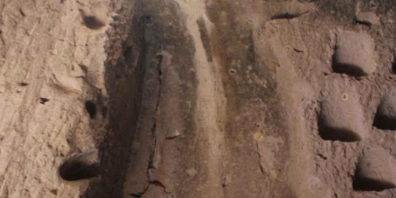 aw088913-04.jpg