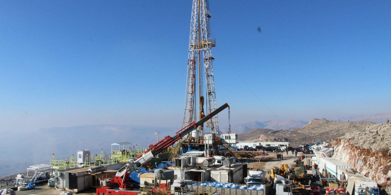 aw099615-05.jpg