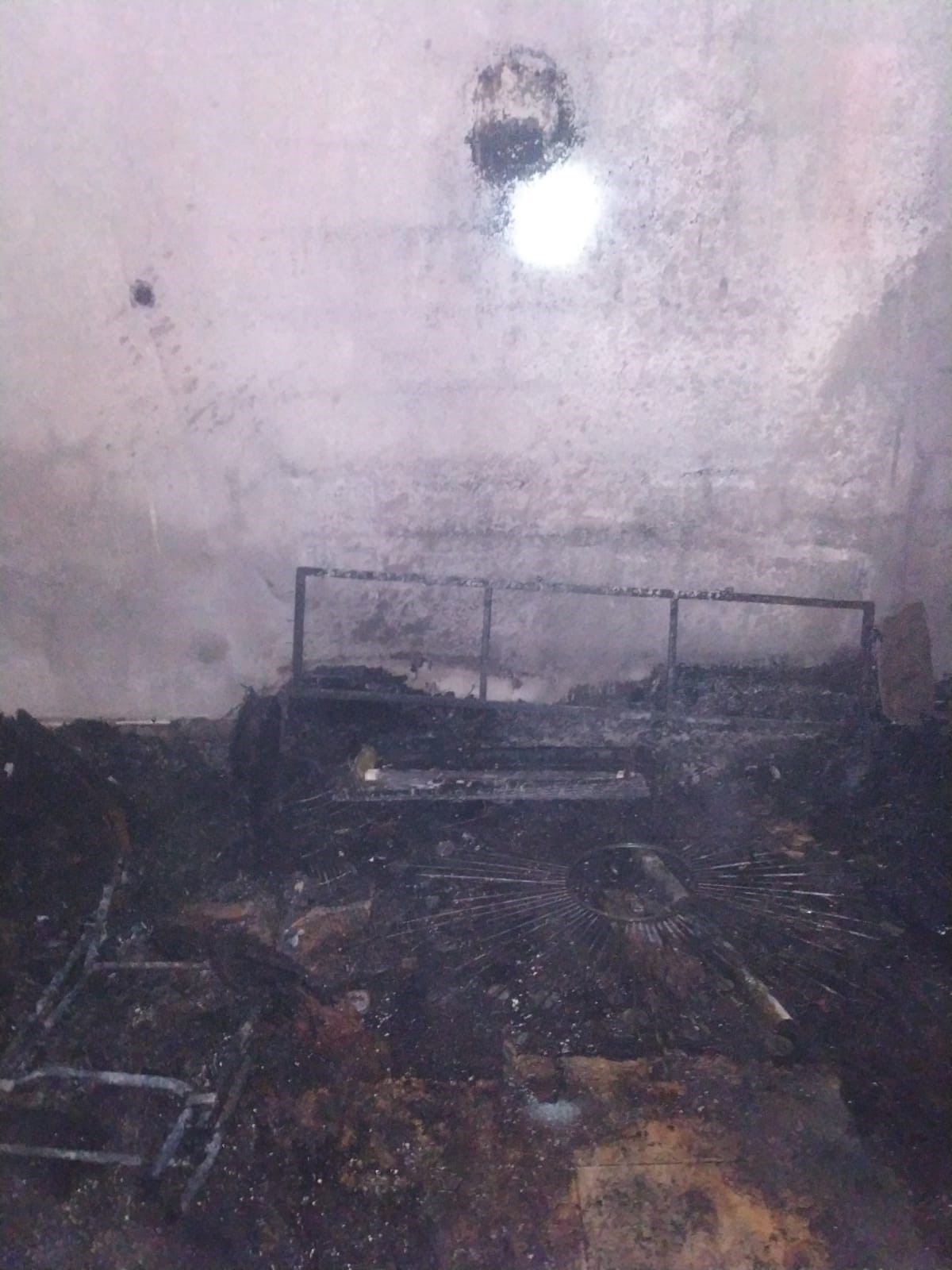 aw110572-04.jpg