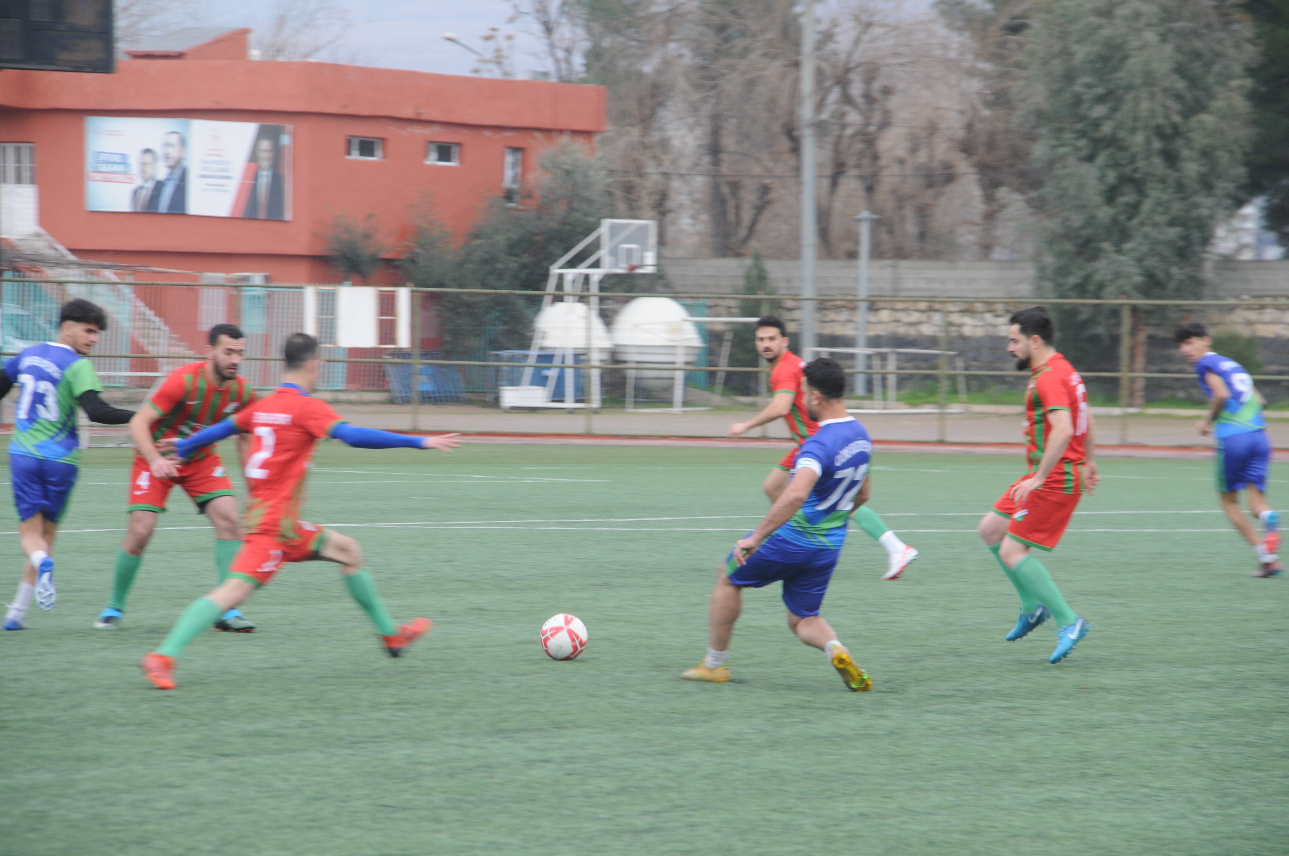 cizre-derbisini-nuh-spor-farkli-kazandi-4.jpg