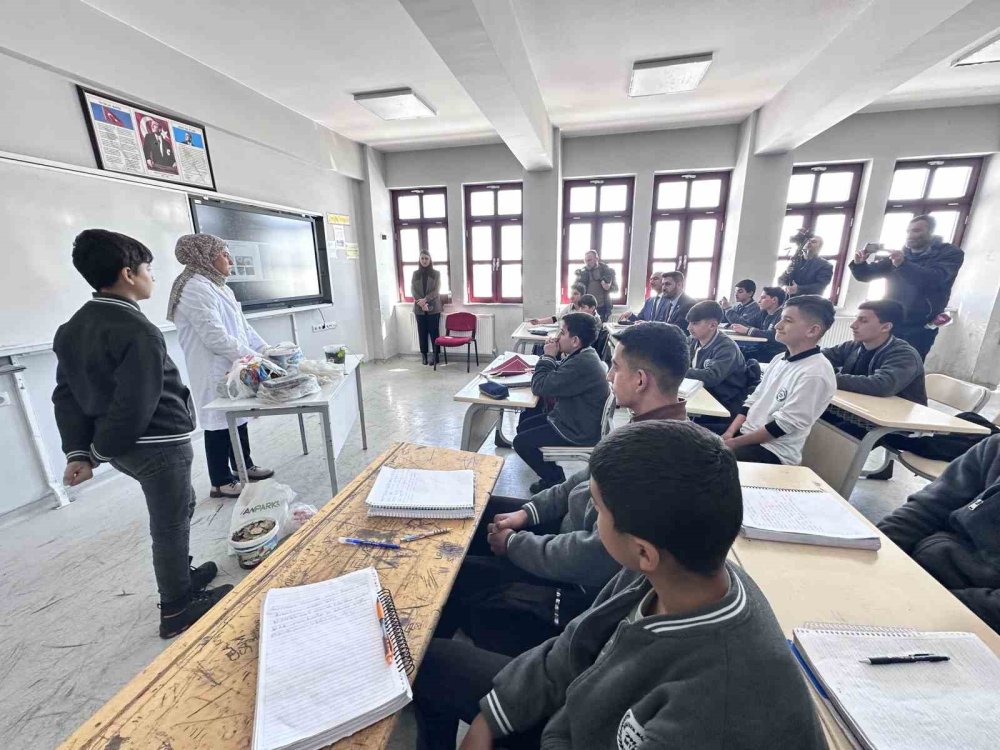 Hakkari Yüksekova’da 2 tarım sınıfı açıldı.. Projeye destek yağıyor