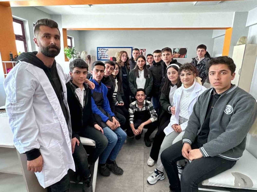 Güzellik merkezi değil okul.. Hakkari Yüksekova'da örnek okul projesi