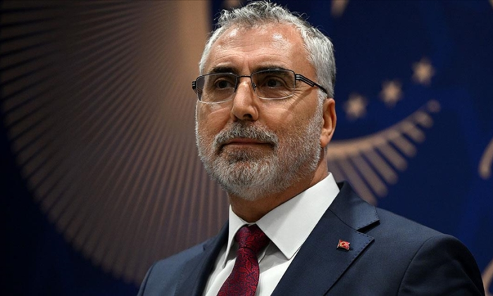 alisma-ve-sosyal-guvenlik-bakani-vedat-isikhan.png