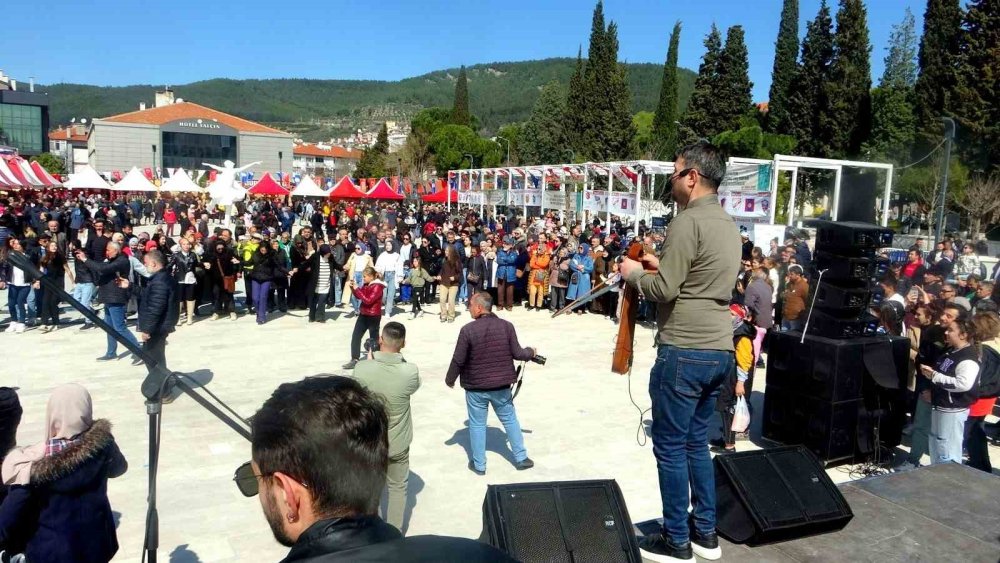 Karadenizli ve Muğlalılar bu festivalde bir araya geldiler! Birlik görüntüsü şaşırttı