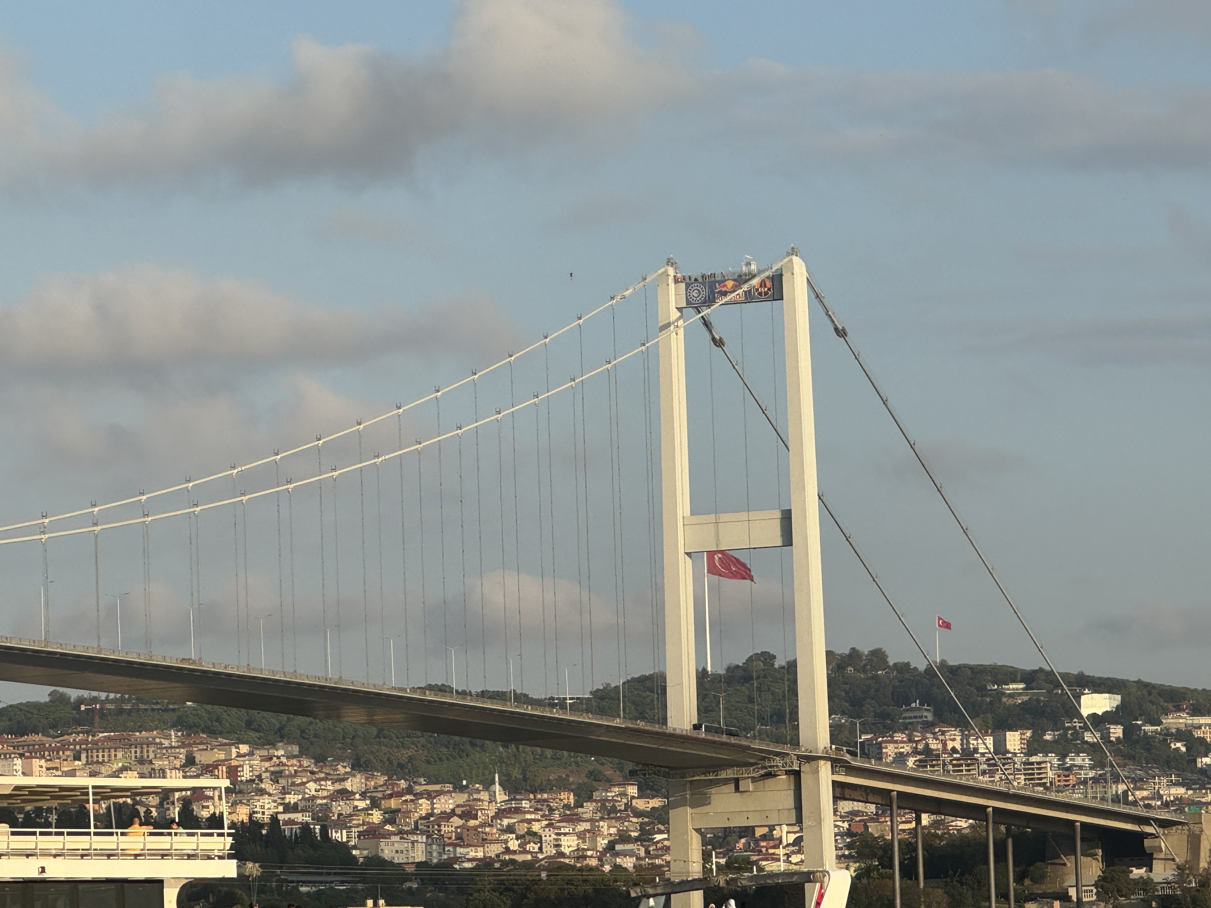 aw288069-04.jpg
