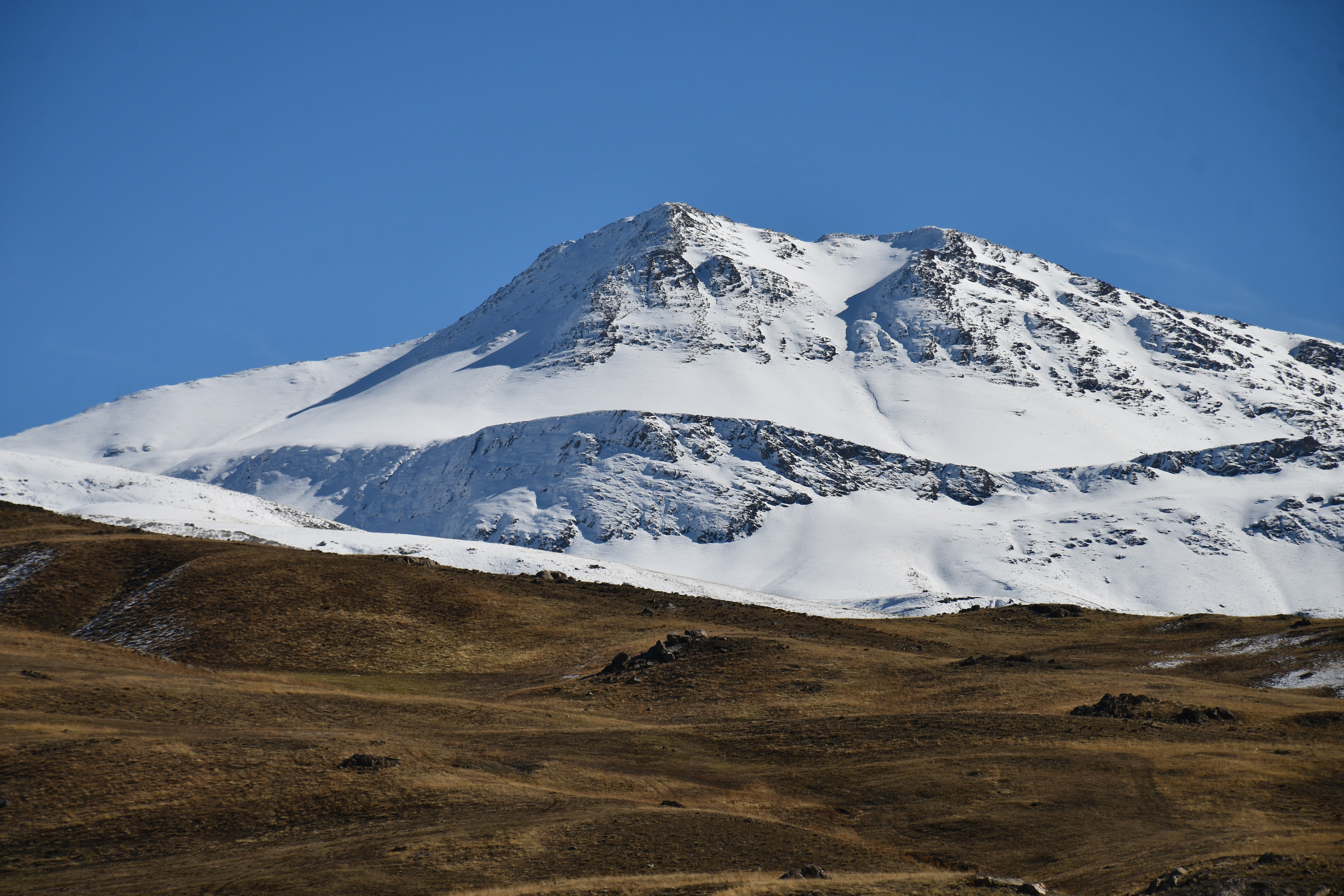 aw340735-06.jpg