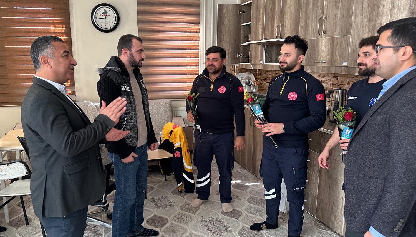 saglik-sen-sirnak-subesi-acil-saglik-hizmetleri-haftasini-kutladi-4.jpeg