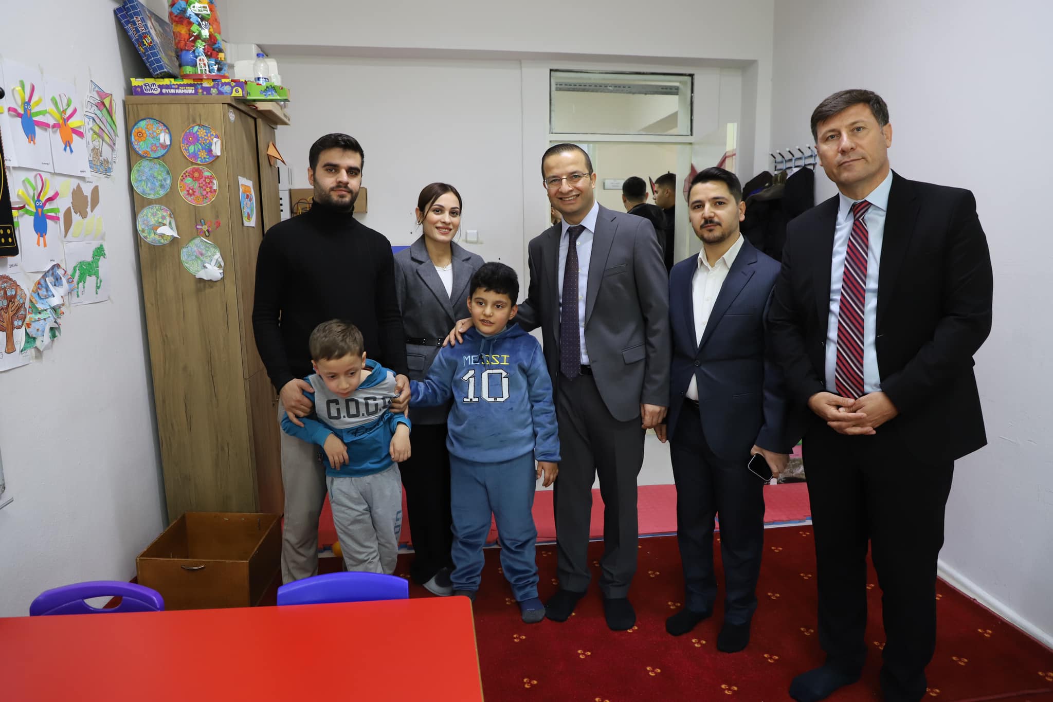 cizre-kaymakami-baycar-ozel-cocuklarla-bir-araya-geldi-2.jpg