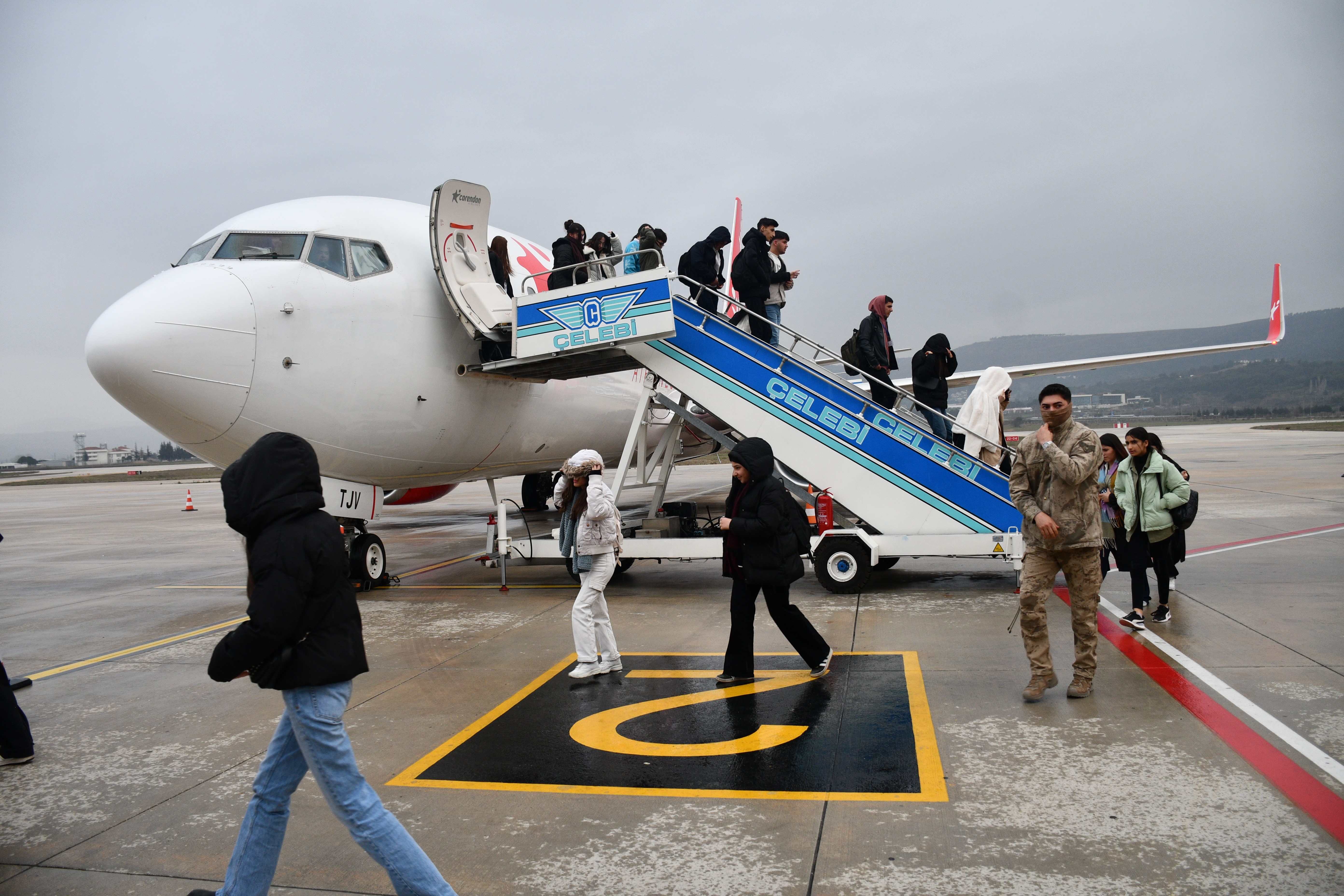 aw400988-03.jpg