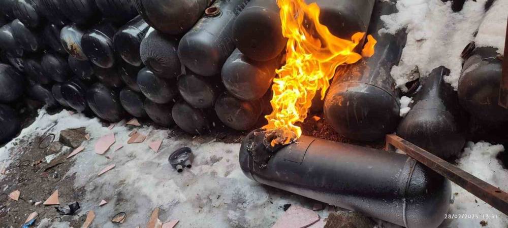 LPG tankından dökülen gaz patlamaya neden oldu: 4 kişi yaralandı