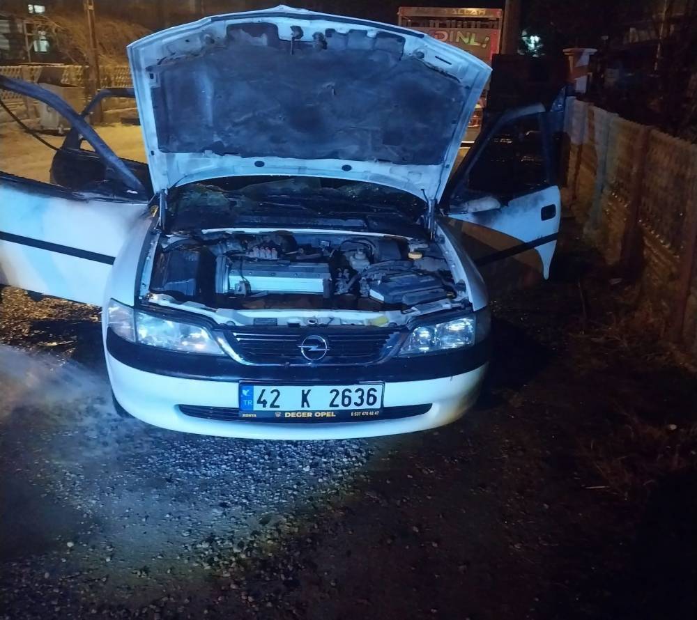 Konya’da otomobilde patlama ve yangın: 3 yaralı
