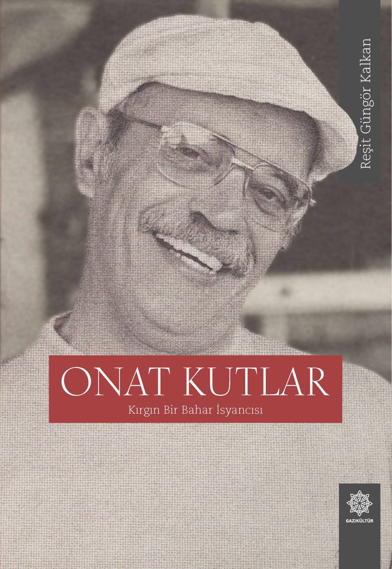 onat-kutlarin-sanat-yolculugu-kitaplastirildi2.jpg