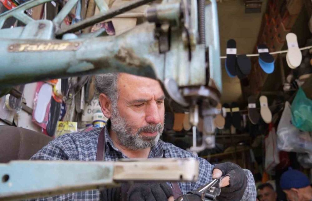 Eleman yetişmediği için ayakkabıcılık mesleği ölüyor