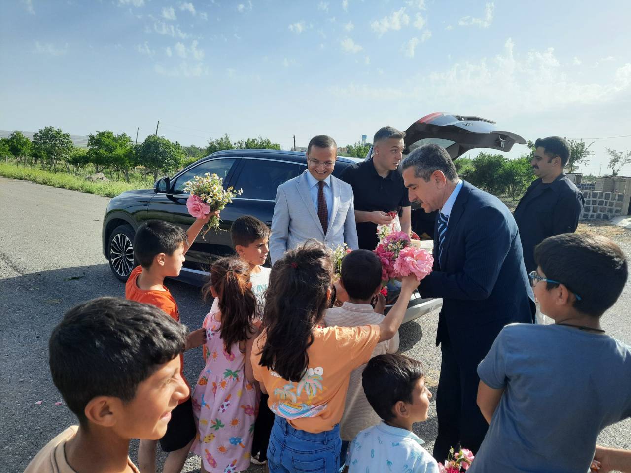 vali-ekiciden-koy-ziyaretleri-hem-acilis-hem-vatandas-bulusmasi-4.jpg