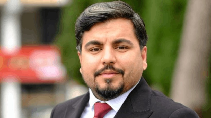 sokak-roportajlariyla-biliniyordu-arif-kocabiyik-gozaltina-alindi-c2w5.jpg