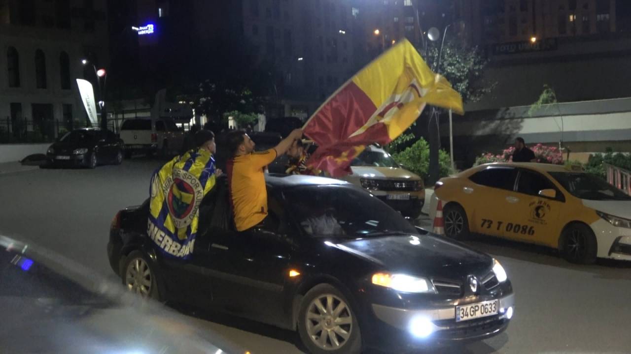 sirnakta-galatasaray-sampiyonlugu-coskuyla-kutlandi-fenerbahceli-taraftar-halay-cekti-2.jpeg