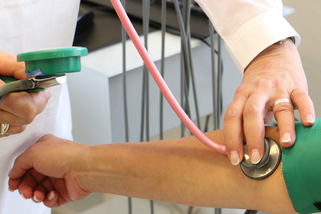 doctor-4303020-1280.jpg