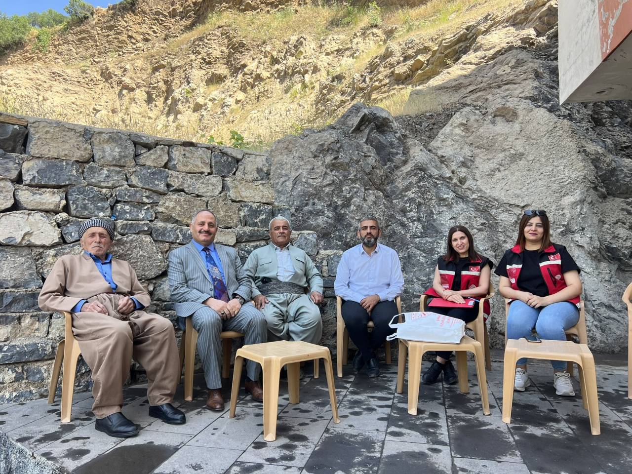 rnakta-sehit-ve-gazi-ailelerine-anlamli-ziyaret.jpg